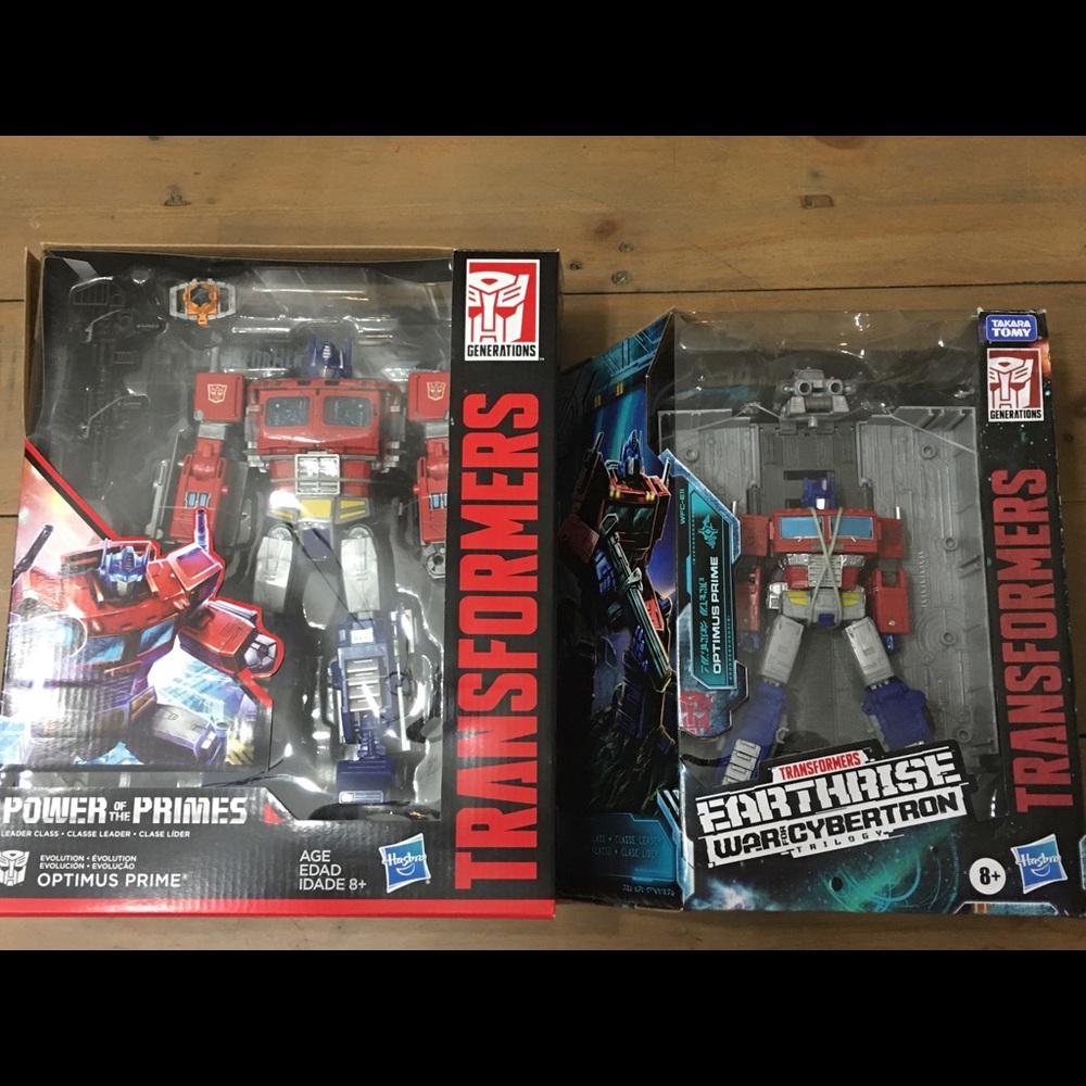 Power of the Prime and Earth Rise Optimus Prime
